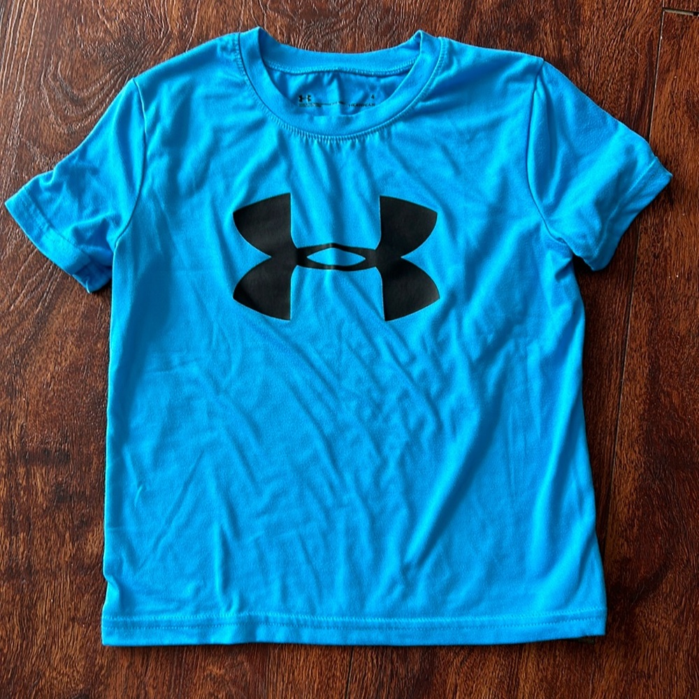 Under armour tee